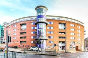 Apartment 23, 85 City Heights, Old Snow Hill, Birmingham B4 6HW