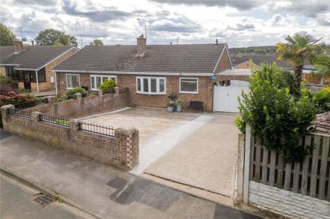 Lowfield Road, Hemsworth, Pontefract, WF9