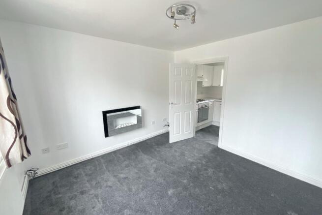 2 bed Flat for sale Image 9