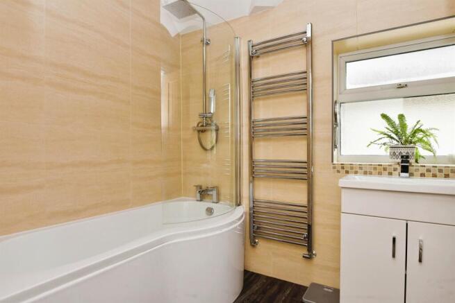 Family Bathroom: