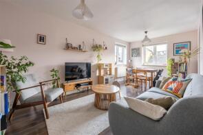 105, Riverside Close, Hackney, London E5 9SS