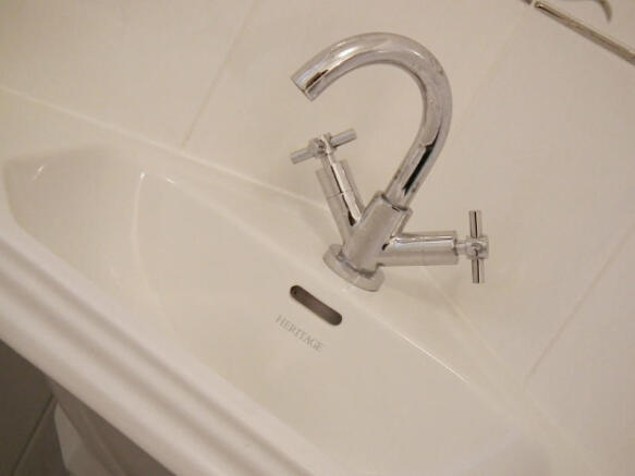 Feature Taps to Bathroom