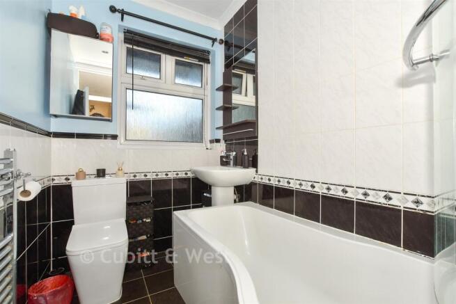 Wandle Road, Wallington, Surrey photo 4