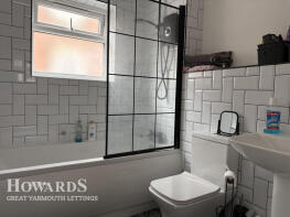 11, Marine Passage, Great Yarmouth NR30 3AN