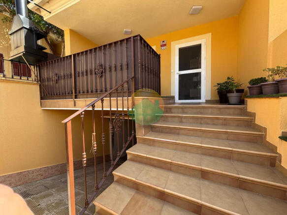 4 Bedroom Townhouse FOR SALE-PDM196-2