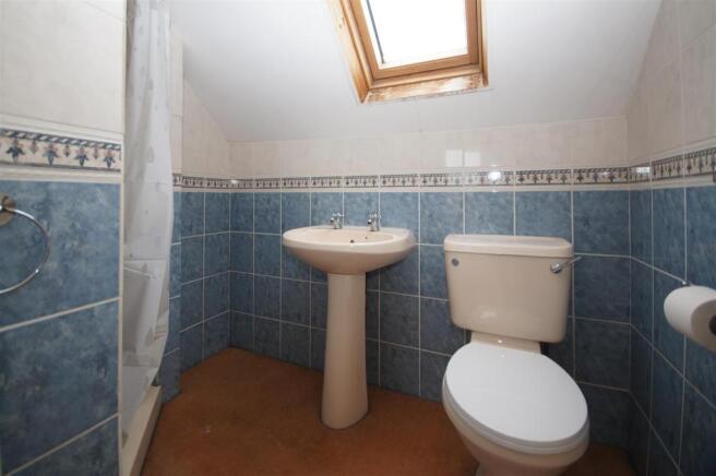 ensuite.JPG
