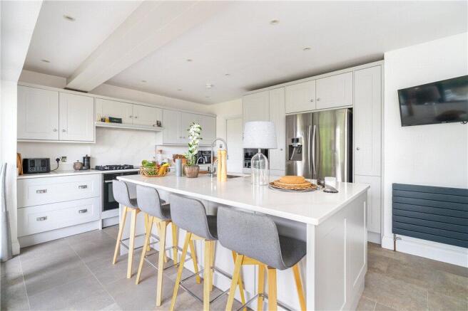 4 bed Detached for sale Image 4
