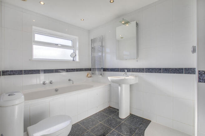 8 Mountain Ash, Marlow Bottom, SL7 3PB (LOW RES)-1