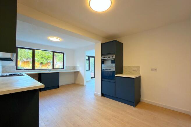 Swinburne Avenue, Poets Corner, CV2 photo 3