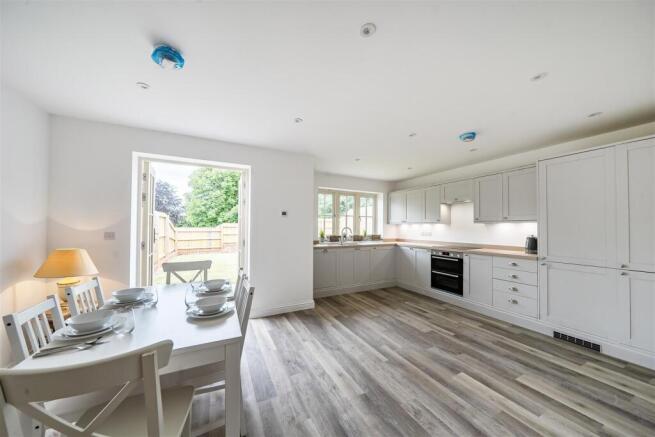 Kitchen/Dining Room
