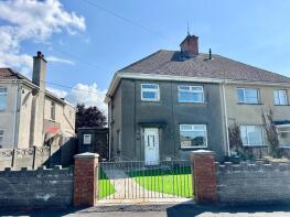48, Collwyn Road, Pyle, Bridgend CF33 6AL