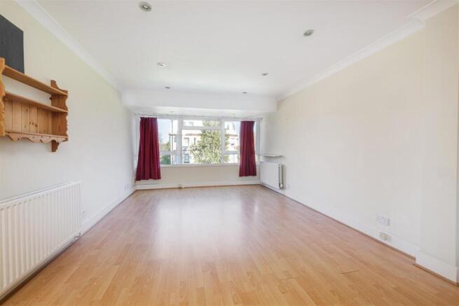 5 Vandyke Close Rec 1.jpg