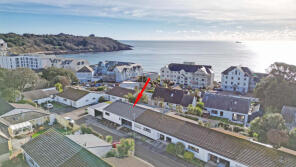 10, De Pass Gardens, Falmouth TR11 4BH