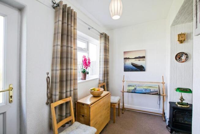 3 bed Semi-Detached for sale Image 9