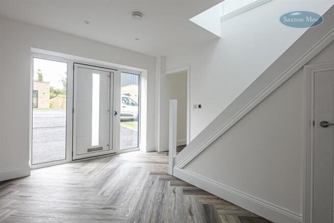 4 bed Detached for sale Image 7