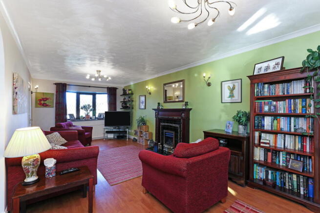 Rydal Close, Penistone, S36 8HN photo 4