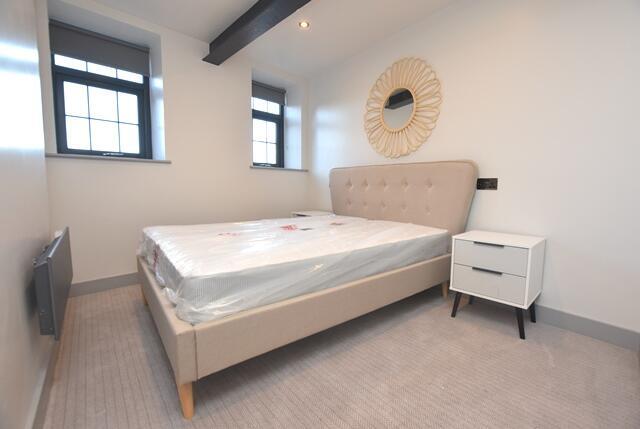 1 bed Apartment to rent Image 4