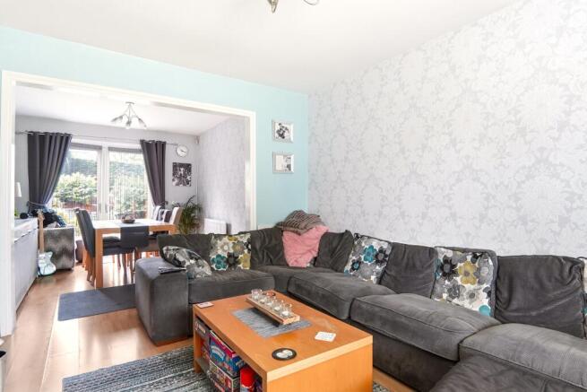 3 bed Semi-Detached for sale Image 5
