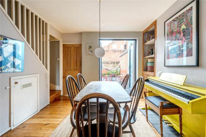 Dining Room/Garden