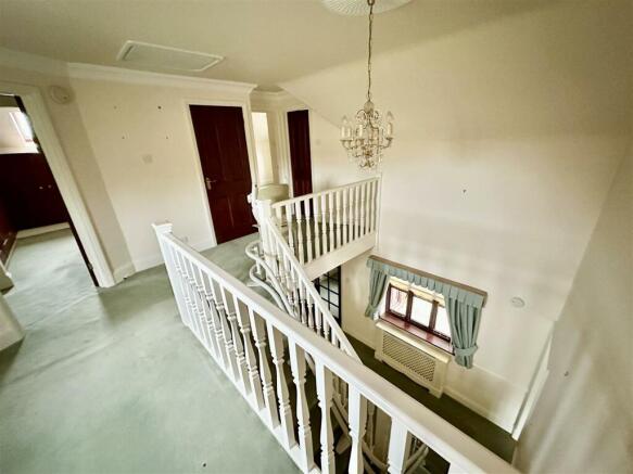 first floor landing.JPEG