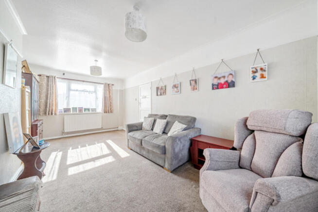 1348786-19-68c298...