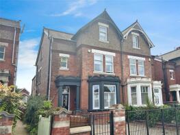 37, Axholme Road, Wheatley, Doncaster DN2 4AN