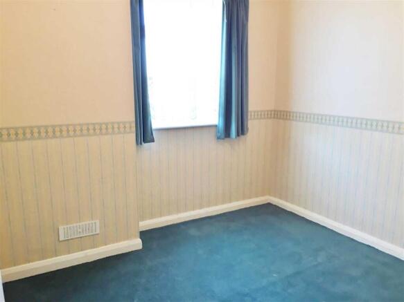 3 bed House for sale Image 12