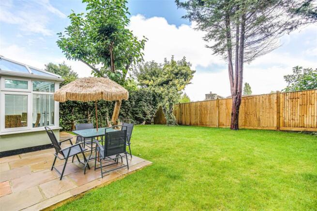 16 Back garden.jpg