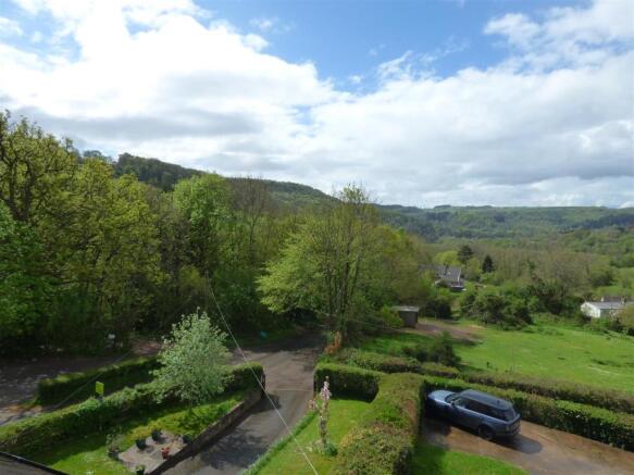 2 Sunray Cottage View I .JPG