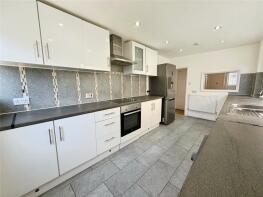 126, Glencoe Road, Chatham ME4 5QF
