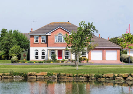 Grand Manor Drive, Lytham St. Annes, FY8