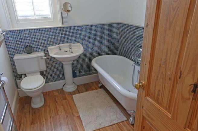 Photo 8