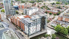 Flat 28, 80 Kennet House, Kings Road, Reading RG1 3BJ