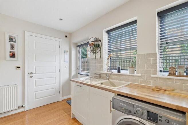 3 bed Detached for sale Image 10