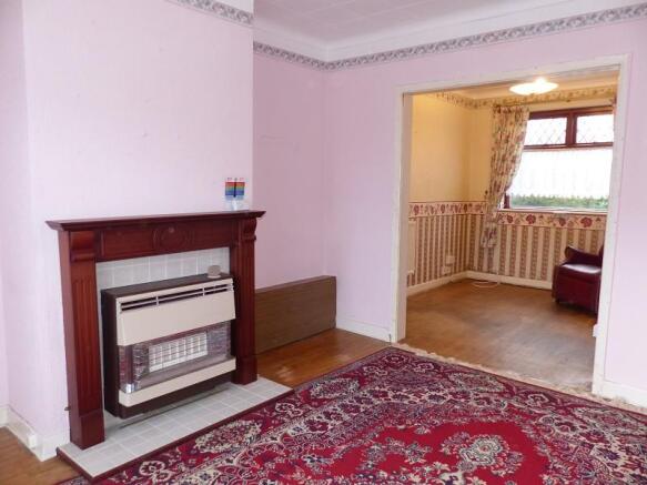 Lounge/Dining Room