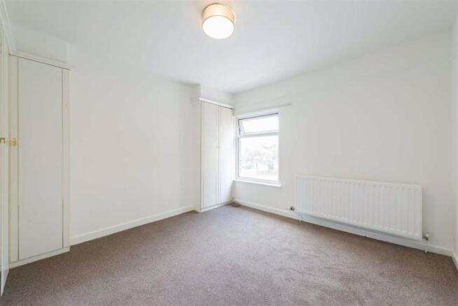 BEDROOM (front)