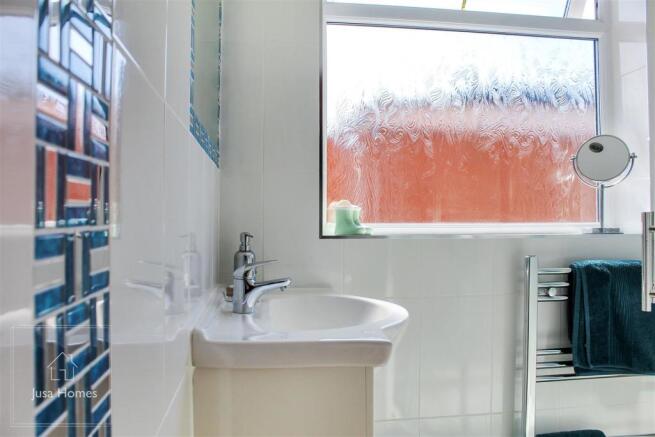 Family Shower Room
