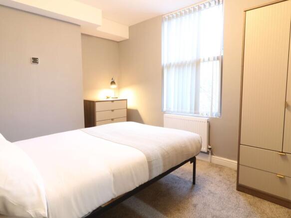 87 Middleton Room 6.JPG