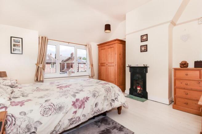 Bedroom 1 (Double)