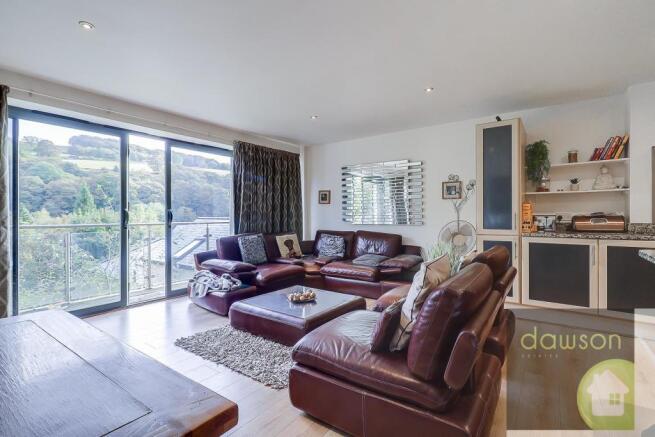 Lounge/Kitchen