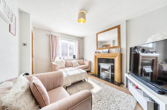 2 bed Semi-Detached for sale Image 4
