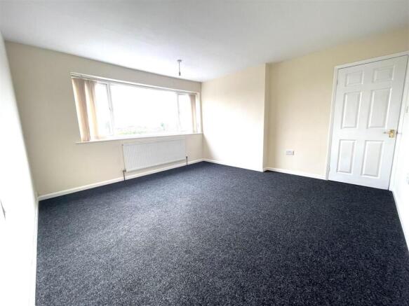 3 bed Maisonette to rent Image 11