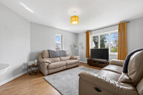 Flat 12 Trinity Court, Whitecross, Hereford, HR4