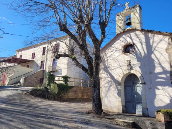 Photo 2