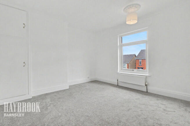 2 bed Semi-Detached for sale Image 9