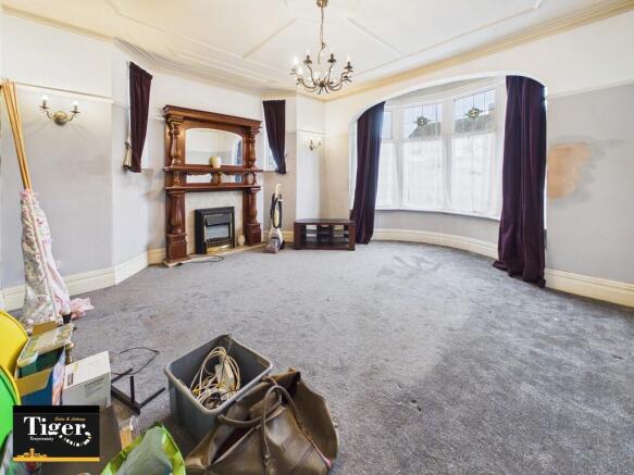 CAM02176G0-PR0820...