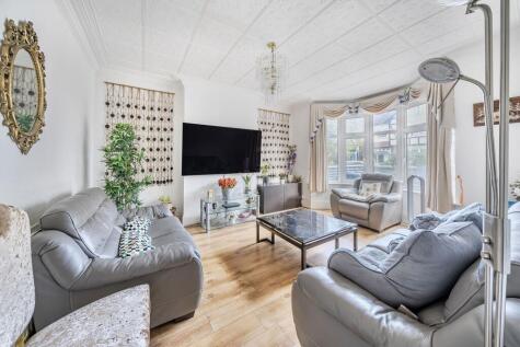 Egerton Gardens, Hendon, London, NW4