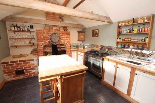Kitchen photo 3