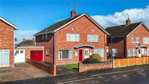 8, Albert Road, Fazeley, Tamworth B78 3QJ