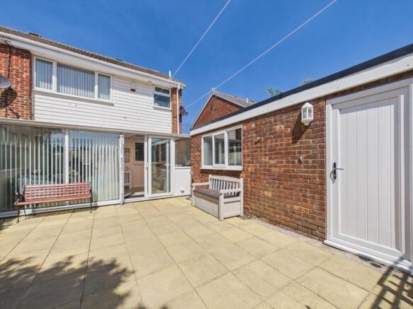 3 bed Semi-Detached for sale Image 4